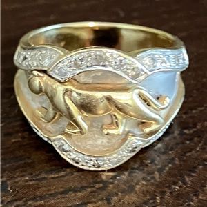 COPY - Vintage 14 carat yellow and white gold panther ring. Size 6